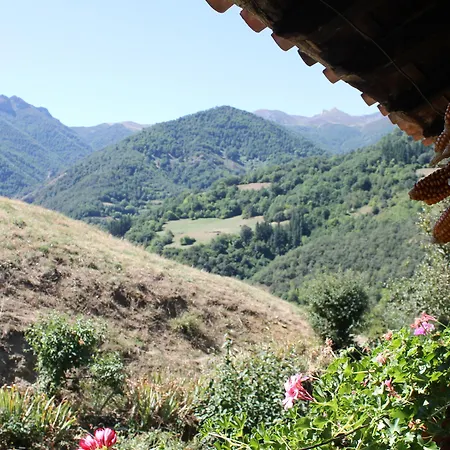 Casona De Treviño Cosgaya