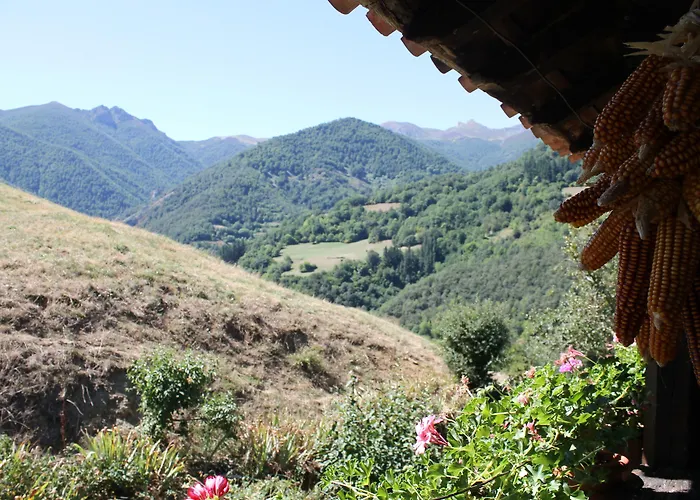 Casona De Trevino Cosgaya
